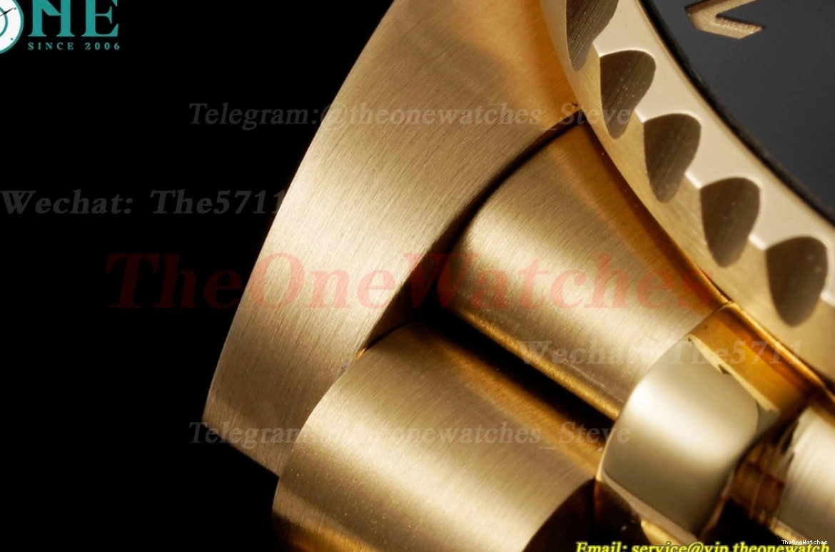 VR3285 126718 Master Jub GRNR APF Black YG YG Dial GMT II 0220